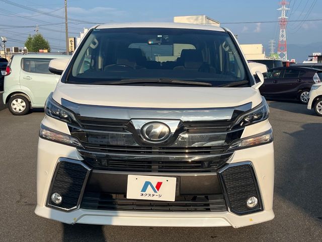TOYOTA VELLFIRE 2016