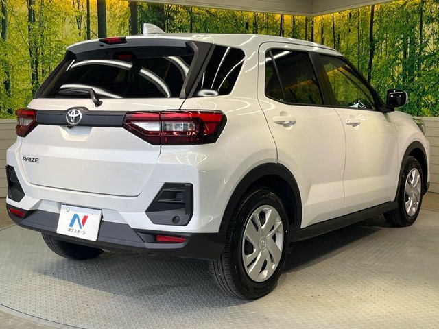 TOYOTA RAIZE 2025