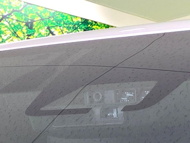 TOYOTA VOXY HYBRID 2021