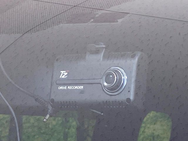 TOYOTA VOXY HYBRID 2021