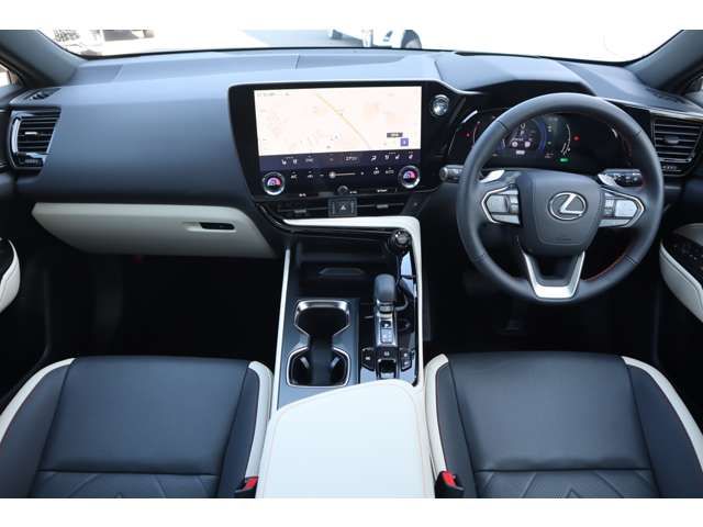 TOYOTA LEXUS NX350h AWD 2024
