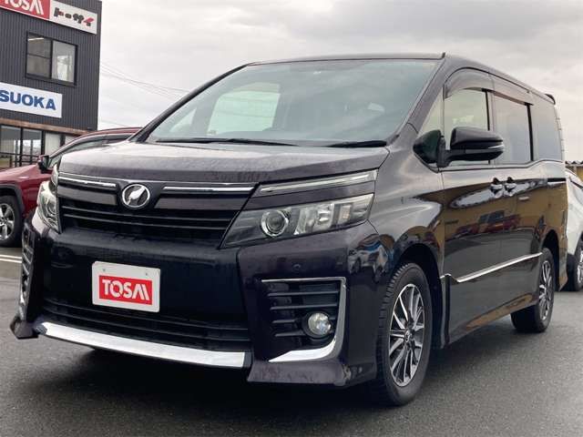 TOYOTA VOXY 4WD 2014