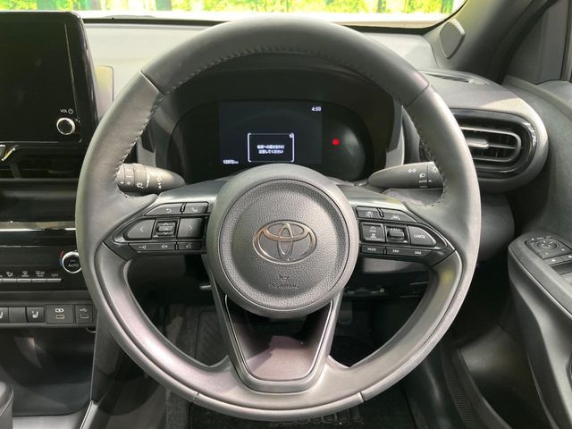 TOYOTA YARIS CROSS 2025