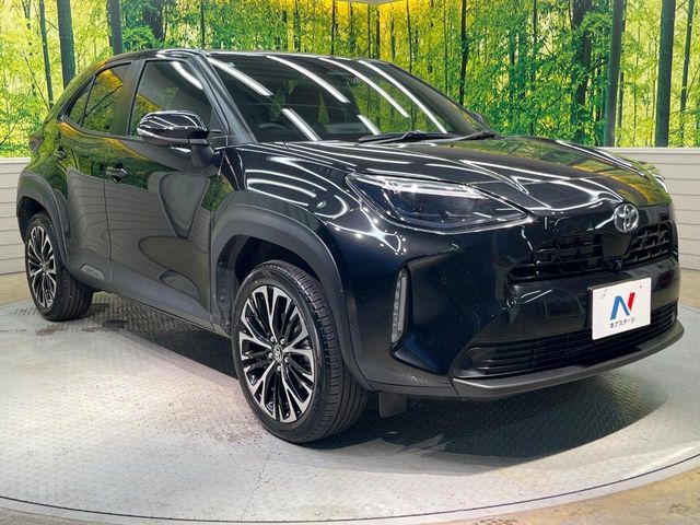 TOYOTA YARIS CROSS 2025