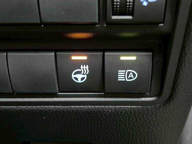 TOYOTA YARIS CROSS HYBRID 2023