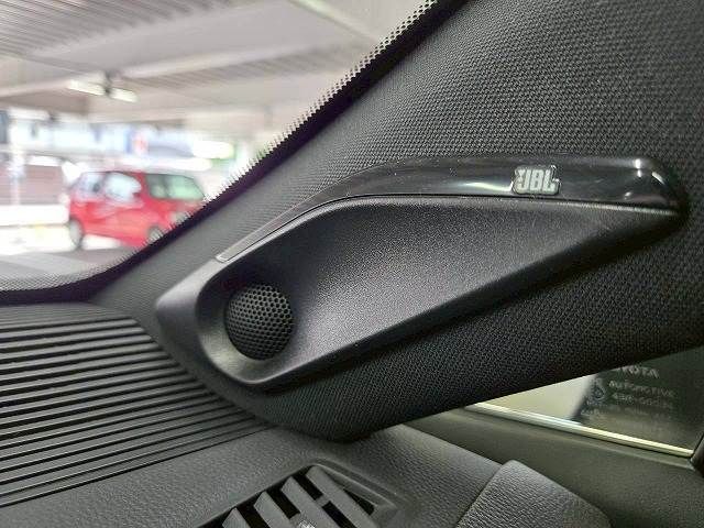 TOYOTA HARRIER HYBRID 2023