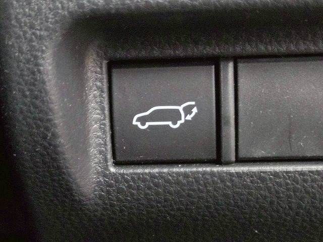 TOYOTA HARRIER HYBRID 2023