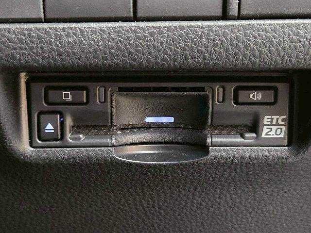 TOYOTA HARRIER HYBRID 2023