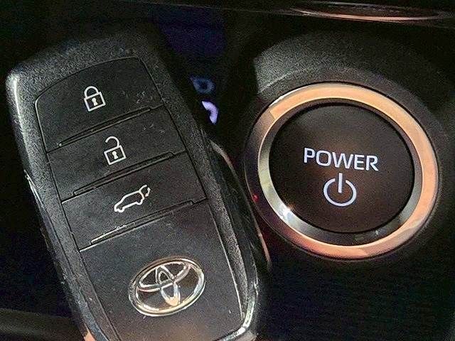 TOYOTA HARRIER HYBRID 2023