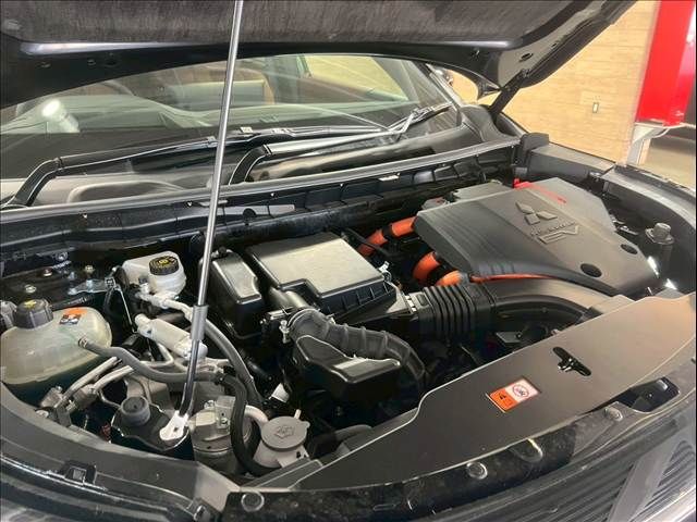 MITSUBISHI OUTLANDER PHEV 2025