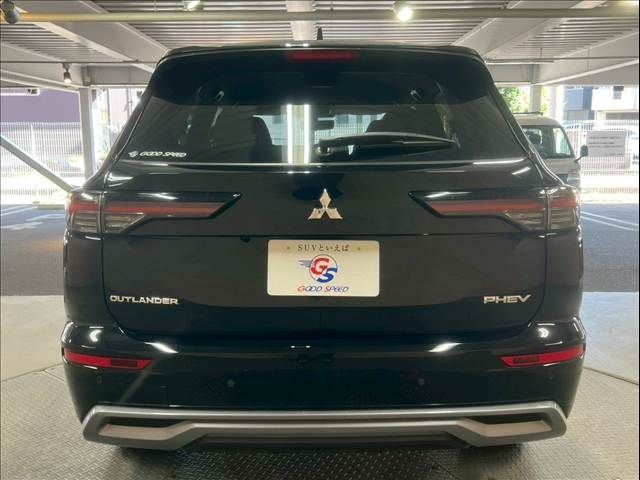 MITSUBISHI OUTLANDER PHEV 2025