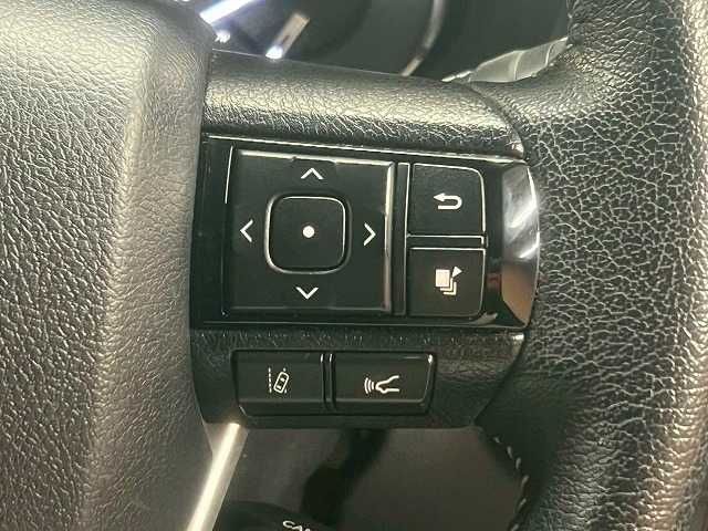 TOYOTA HILUX 4WD 2022