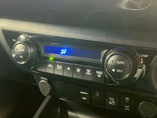 TOYOTA HILUX 4WD 2022