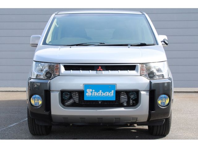 MITSUBISHI DELICA D:5 4WD 2013
