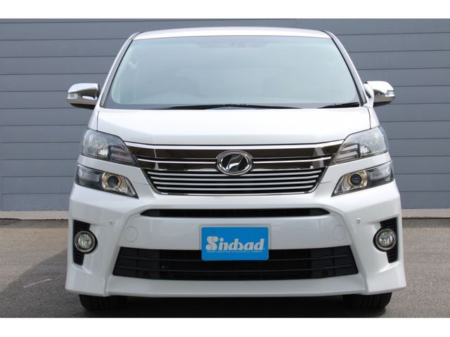 TOYOTA VELLFIRE 2014