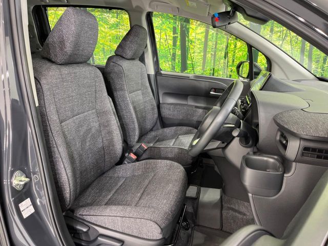 TOYOTA SIENTA HYBRID 2023