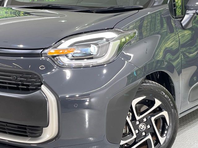 TOYOTA SIENTA HYBRID 2023