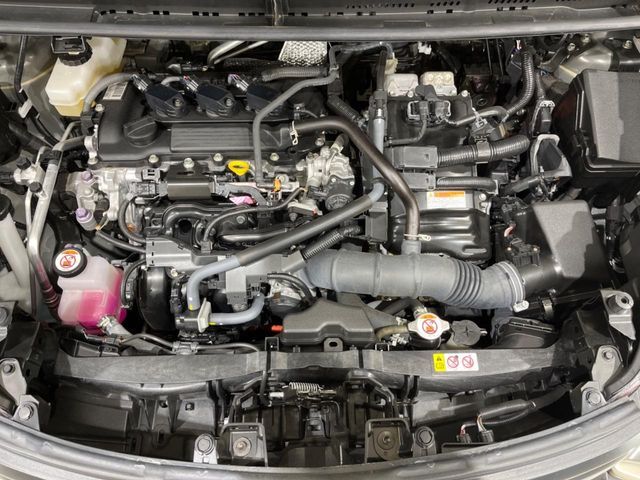 TOYOTA SIENTA HYBRID 2023