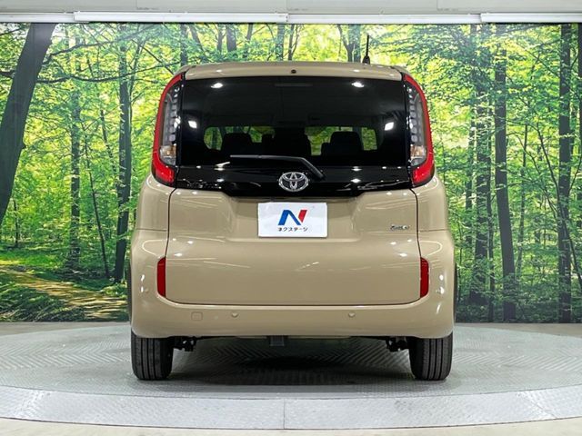 TOYOTA SIENTA HYBRID 2025