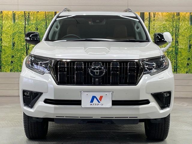 TOYOTA LANDCRUISER PRADO 2022