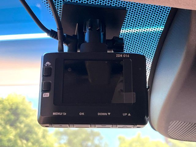 HONDA VEZEL HYBRID 2014