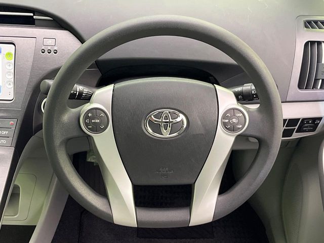 TOYOTA PRIUS 2012