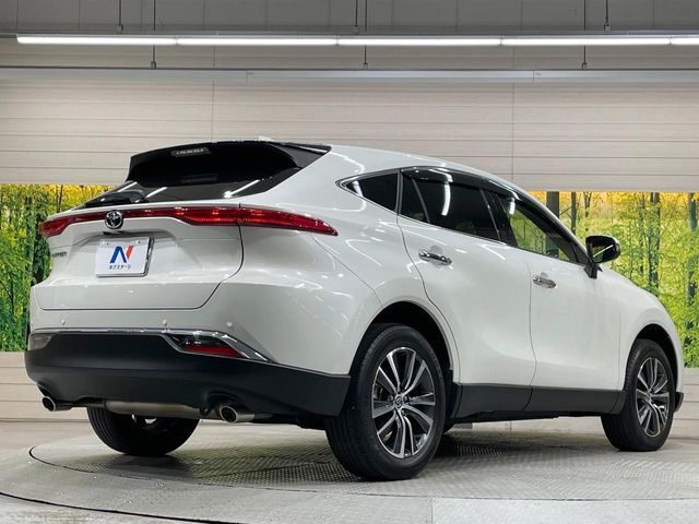 TOYOTA HARRIER 2WD 2022