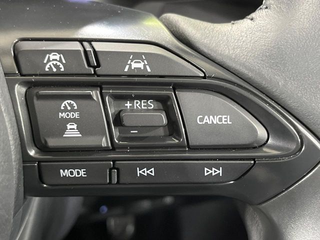 TOYOTA YARIS CROSS 2025