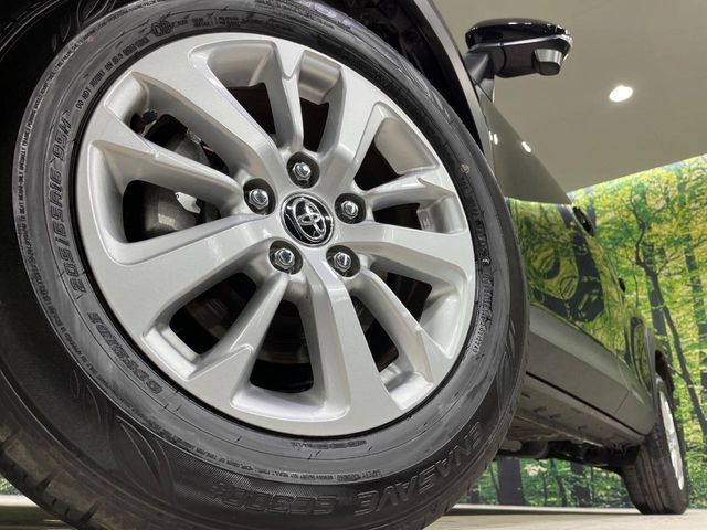 TOYOTA YARIS CROSS 2025