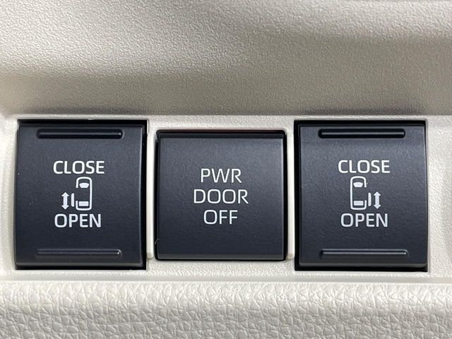 TOYOTA SIENTA HYBRID 2024