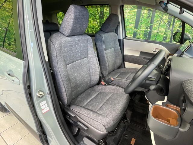 TOYOTA SIENTA HYBRID 2024