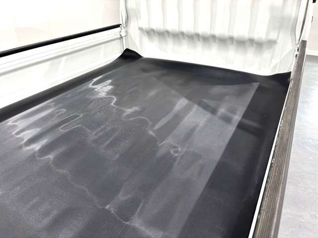 DAIHATSU HIJET truck 4WD 2003