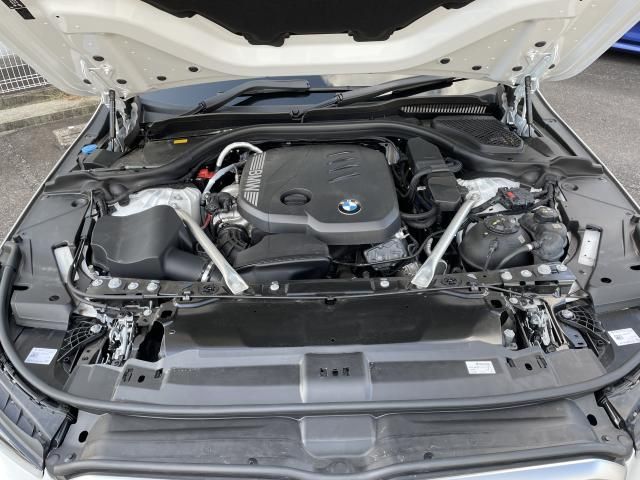 BMW BMW 5series TOURING 2024