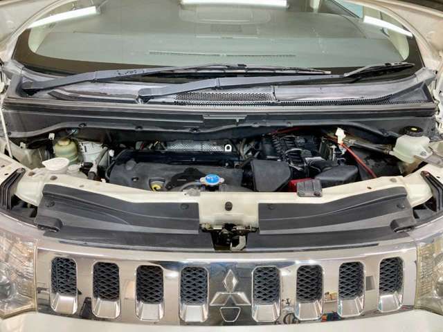 MITSUBISHI DELICA D:5 4WD 2010