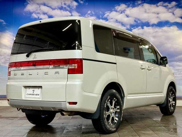 MITSUBISHI DELICA D:5 4WD 2010