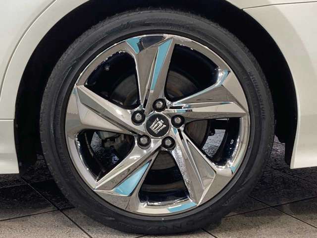 TOYOTA CROWN sedan hybrid 4WD 2018