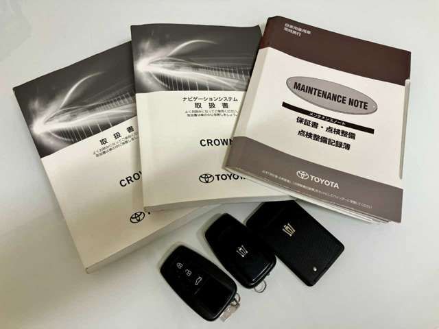 TOYOTA CROWN sedan hybrid 4WD 2018