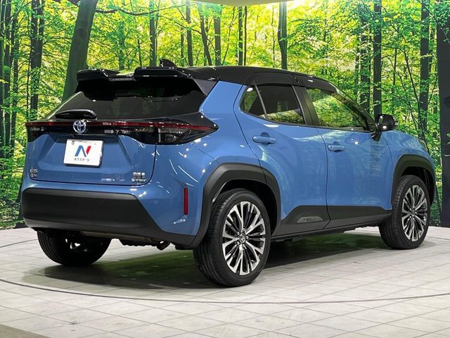 TOYOTA YARIS CROSS HYBRID 2021