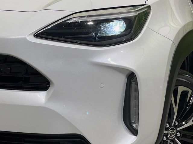 TOYOTA YARIS CROSS 2025