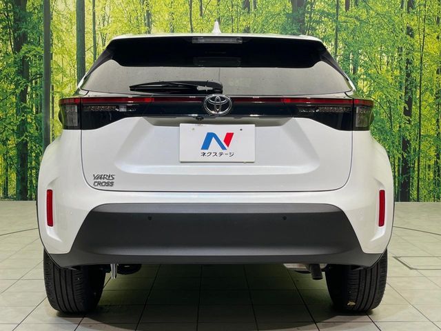 TOYOTA YARIS CROSS 2025