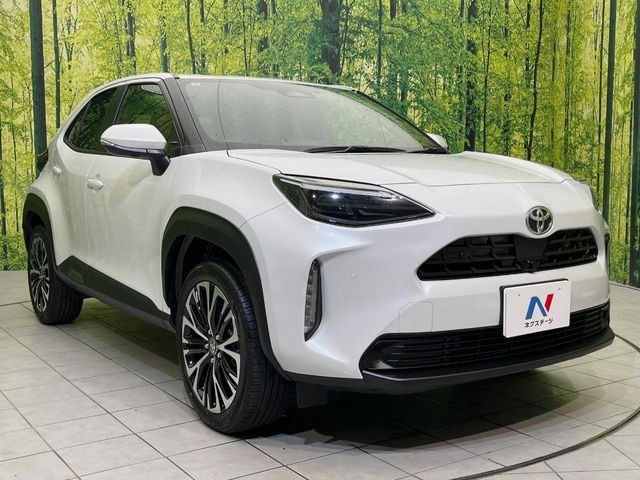 TOYOTA YARIS CROSS 2025