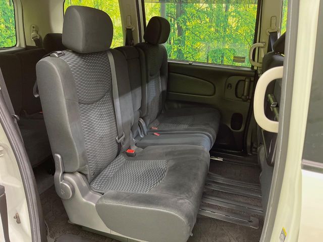 NISSAN SERENA  S-HYBRID 2013