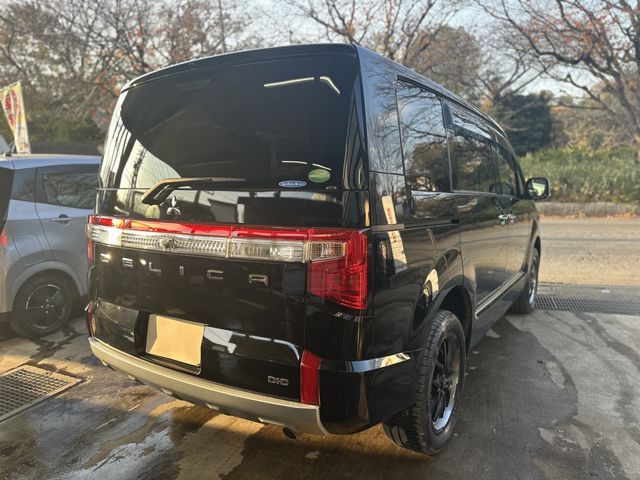 MITSUBISHI DELICA D:5 4WD 2019