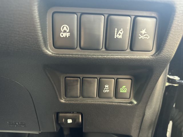 MITSUBISHI DELICA D:5 4WD 2019