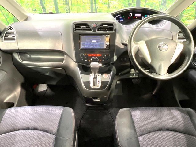 NISSAN SERENA  S-HYBRID 2013