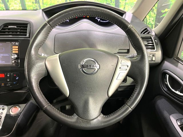 NISSAN SERENA  S-HYBRID 2013