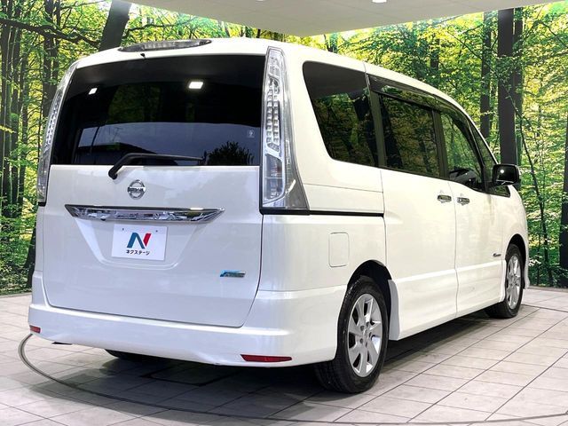 NISSAN SERENA  S-HYBRID 2013