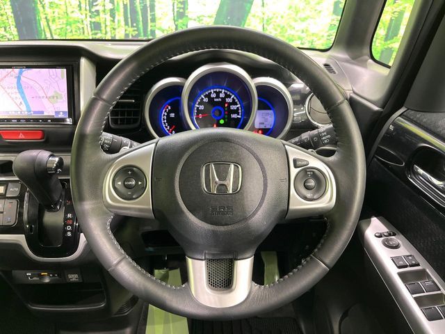 HONDA N BOX CUSTOM 2016