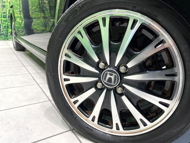 HONDA N BOX CUSTOM 2016