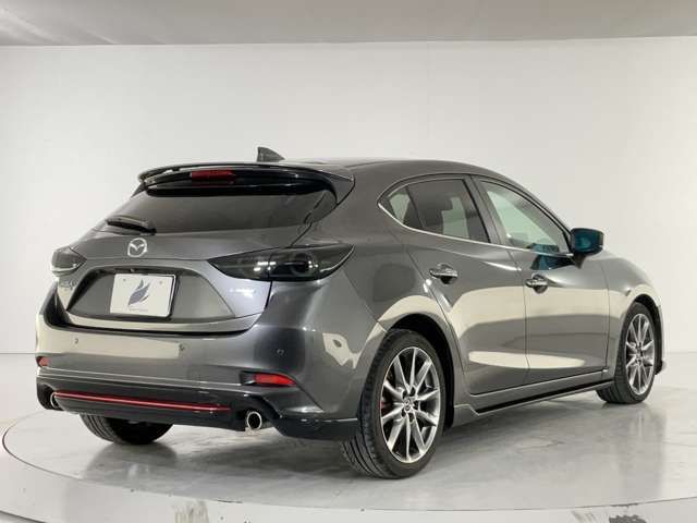 MAZDA AXELA SPORTS 2018